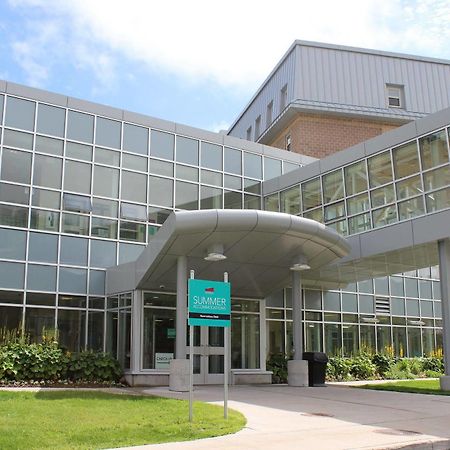 Memorial University Saint-Jean de Terre-Neuve Extérieur photo