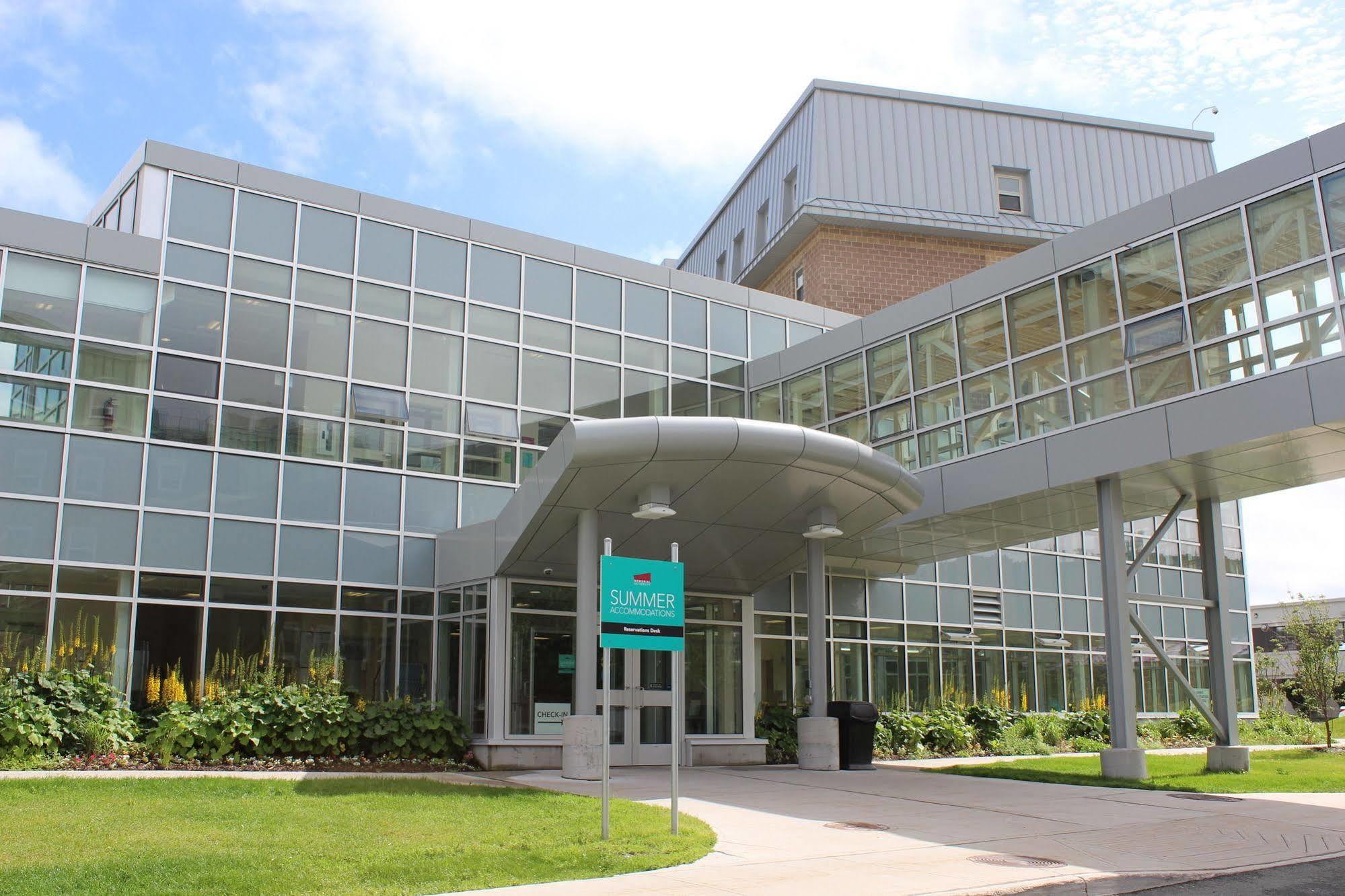 Memorial University Saint-Jean de Terre-Neuve Extérieur photo