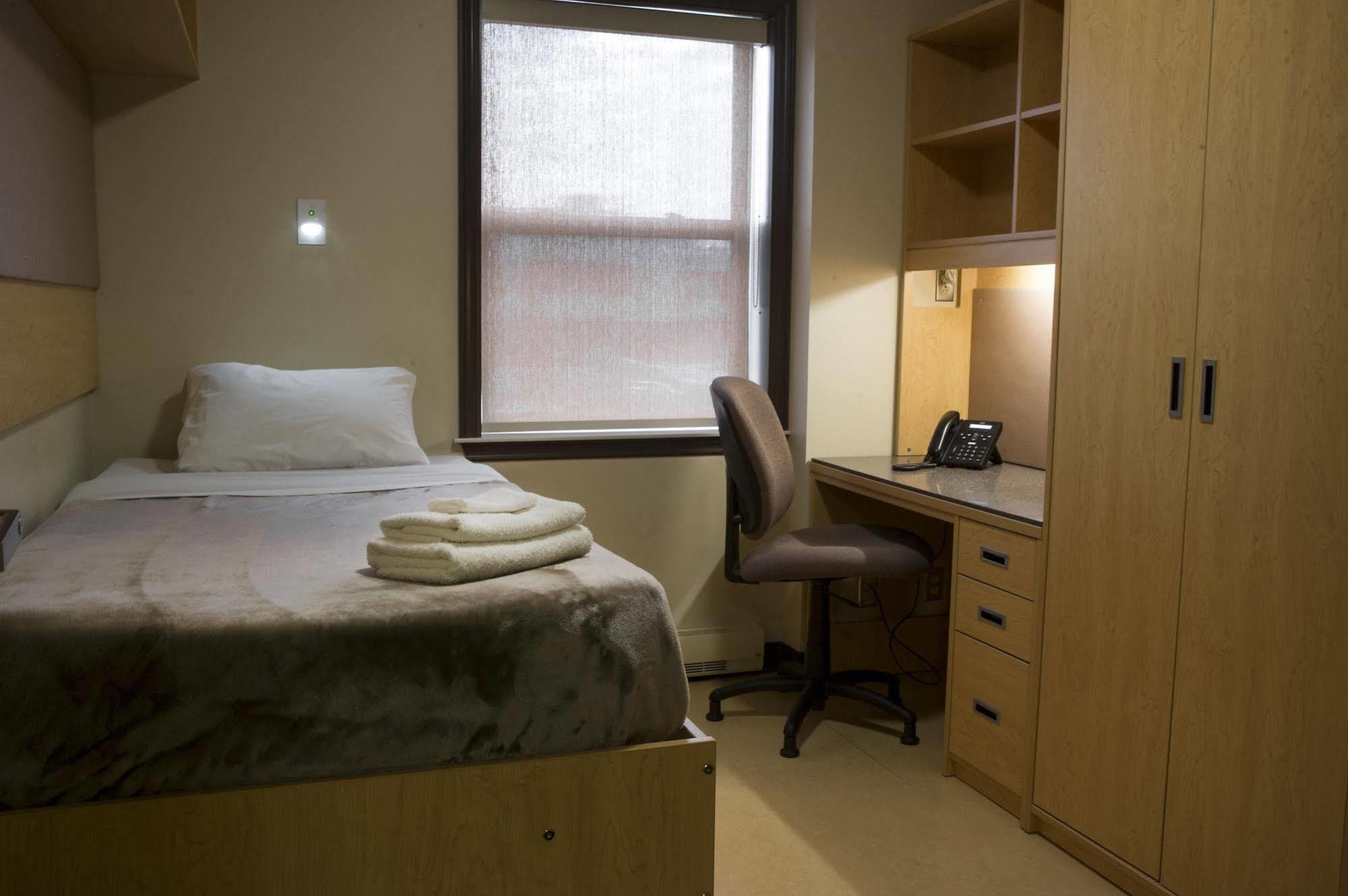 Memorial University Saint-Jean de Terre-Neuve Extérieur photo