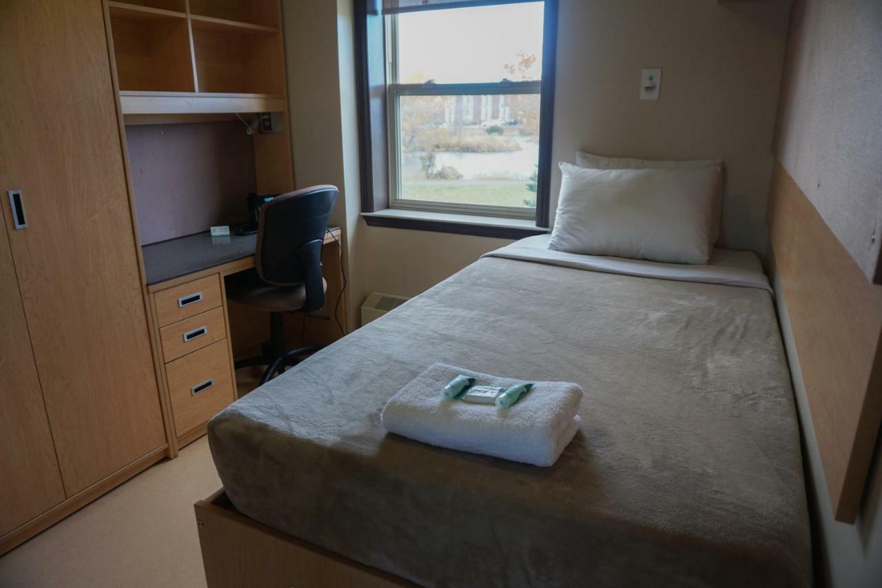 Memorial University Saint-Jean de Terre-Neuve Extérieur photo